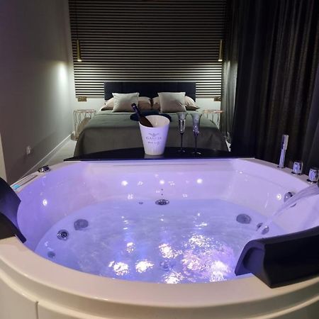 Apartament Jacuzzi Cracovia Exterior foto