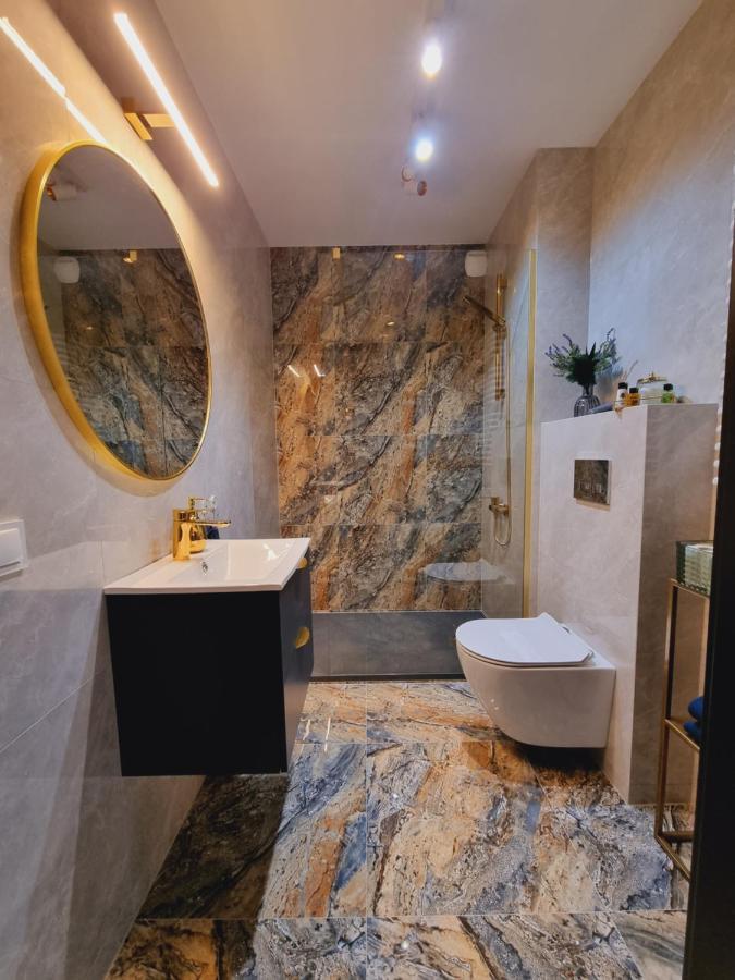 Apartament Jacuzzi Cracovia Exterior foto