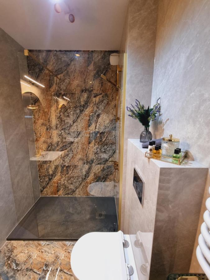 Apartament Jacuzzi Cracovia Exterior foto