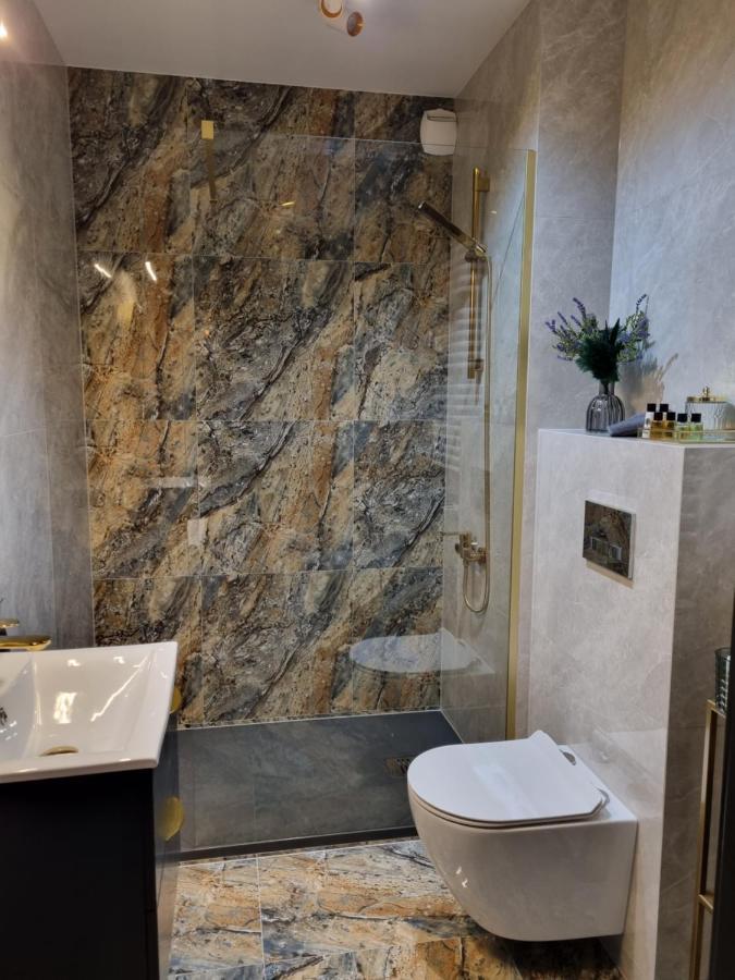 Apartament Jacuzzi Cracovia Exterior foto